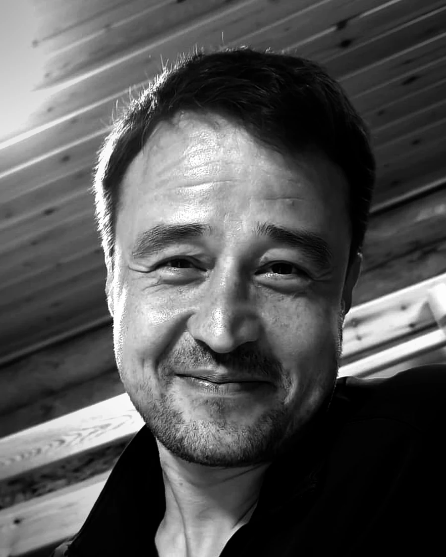 Alexey, Consultant